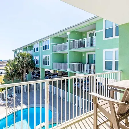 Navy Cove Harbor Villa