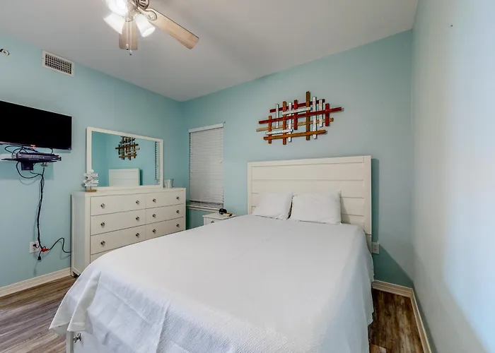 Apartment Navy Cove Harbor 1109